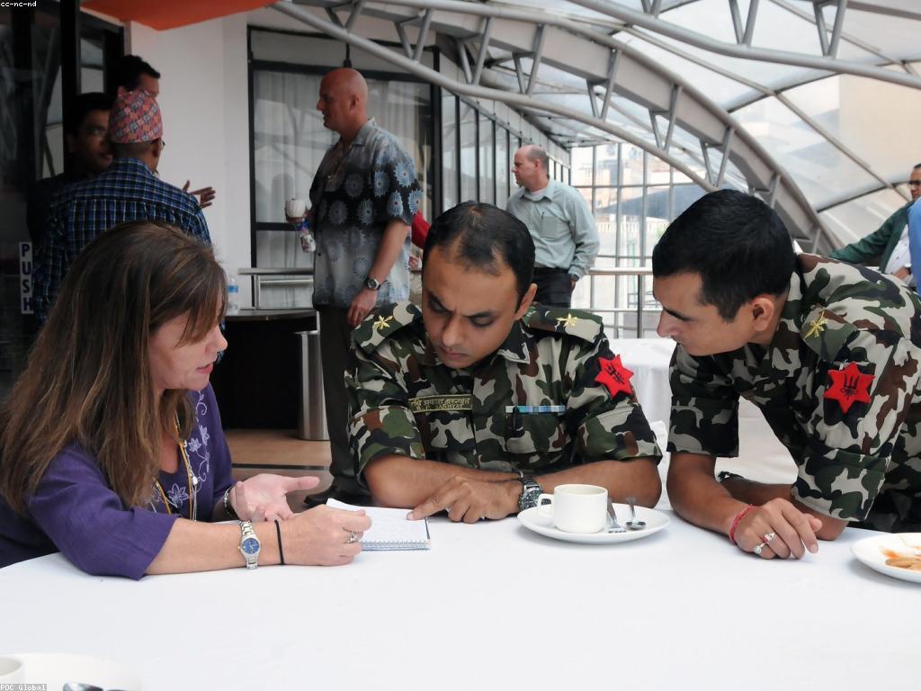 យុទ្ធសាស្ត្រសម្រាប់ការគ្រប់គ្រងរបាយការណ៍និងសកម្មភាពយ៉ាងមានប្រសិទ្ធភាព