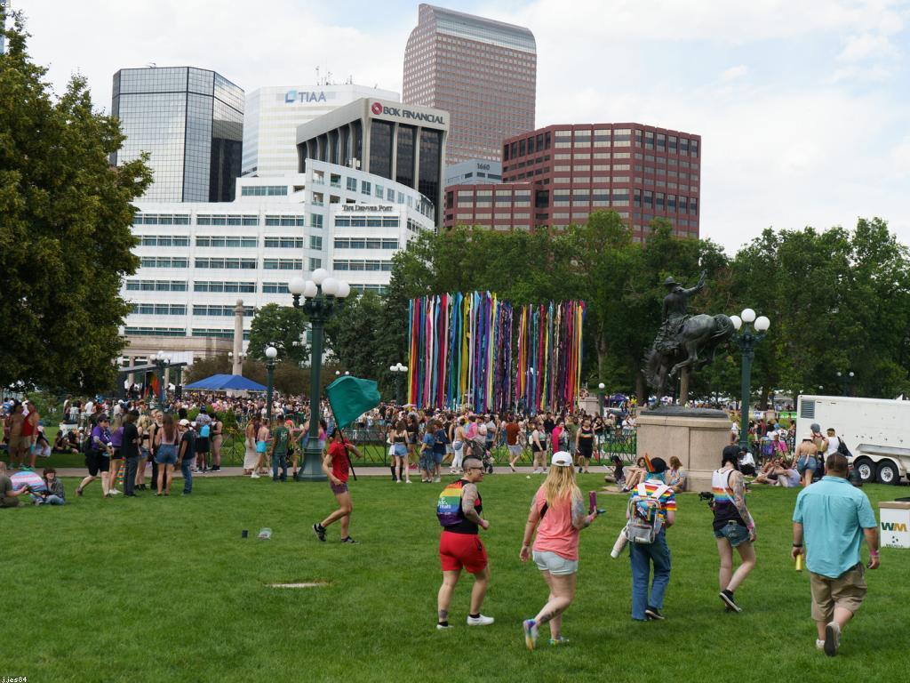 សារៈសំខាន់នៃព្រឹត្តិការណ៍ និង ការសកម្មភាពក្នុនសង្គម